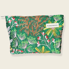 Charger l'image dans la galerie, Grand étui pour crayons ou objets personnels à motif floral